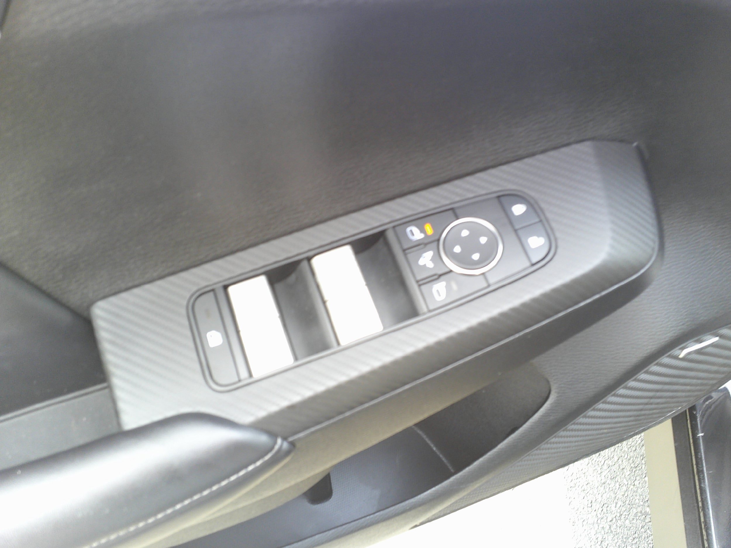 Used 2025 Mitsubishi Outlander SE AWD/4WD image 21