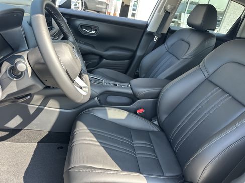 Used 2027 Honda HR-V EX-L image 10