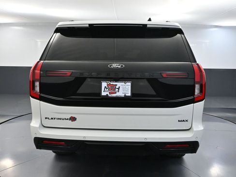 Used 2025 Ford Expedition Max Platinum w/ Stealth Appearance Package AWD/4WD image 7