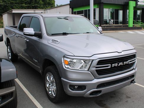 Used 2019 RAM 1500 Big Horn AWD/4WD image 3