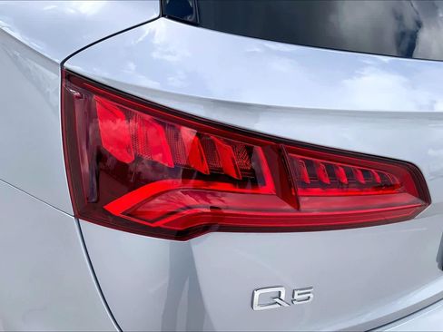 Used 2020 Audi Q5 Premium Plus w/ Premium Plus Package image 25