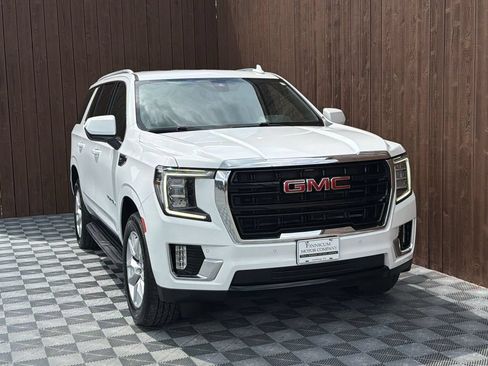 Used 2022 GMC Yukon SLE w/ Gmc Pro Safety Plus Package AWD/4WD image 13