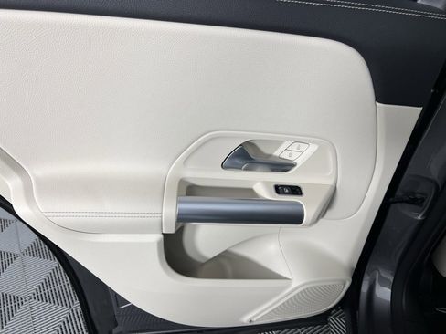 Certified 2023 Mercedes-Benz GLA 250 4MATIC w/ Premium Package image 26