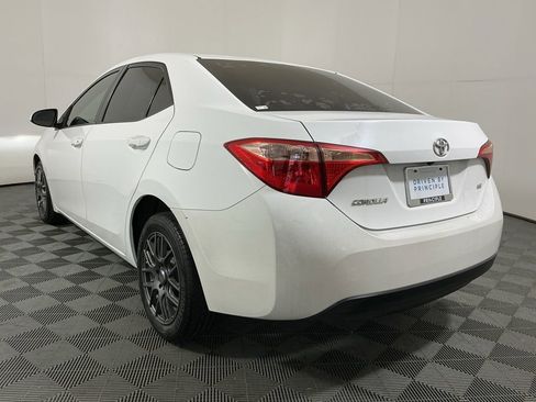 Used 2017 Toyota Corolla LE image 7
