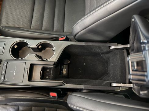 Used 2022 Lexus IS 350 F Sport w/ Navigation Package image 22