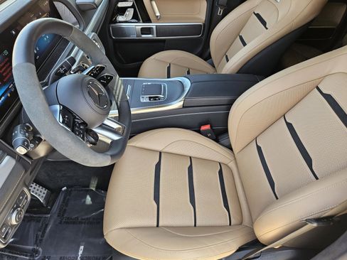 Certified 2025 Mercedes-Benz G 63 AMG 4MATIC image 7