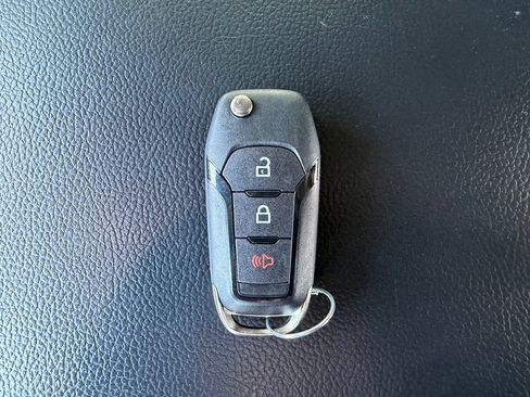 Used 2019 Ford F150 XL w/ Equipment Group 101A Mid AWD/4WD image 26