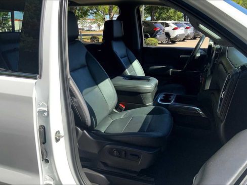 Used 2022 Chevrolet Silverado 1500 LTZ w/ Safety Package II image 8