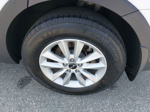 Used 2020 Kia Sorento L image 35