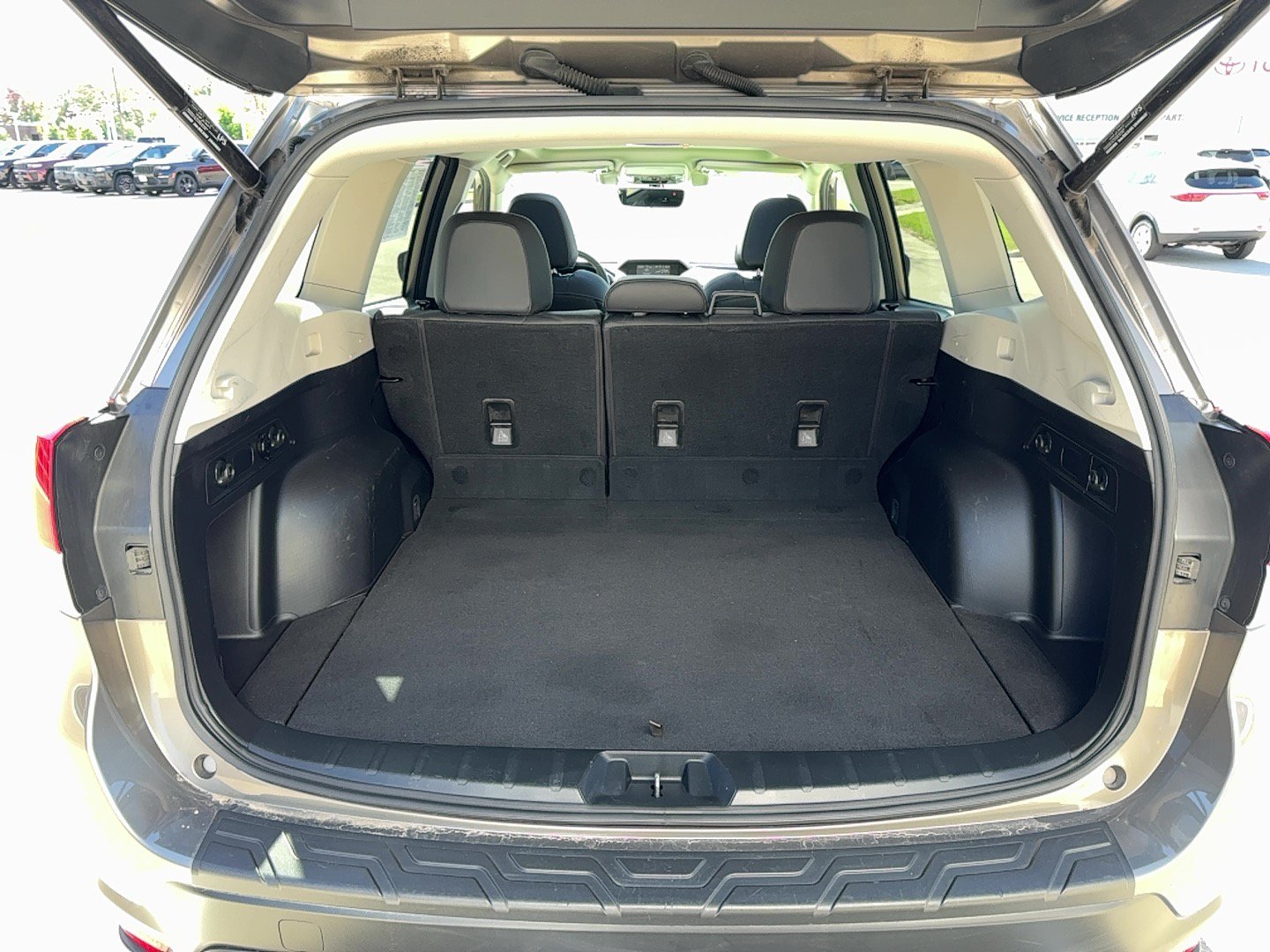 Used 2019 Subaru Forester Limited w/ Popular Package #3 AWD/4WD image 18