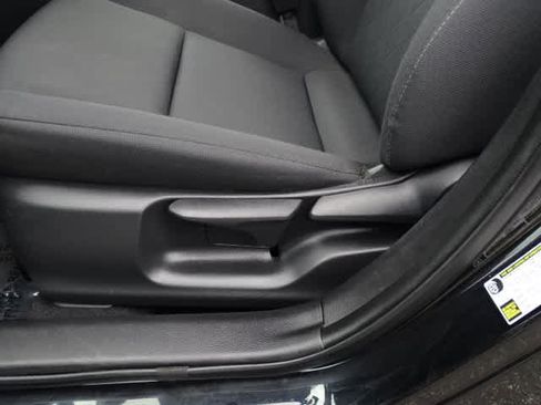 Certified 2023 Toyota Corolla LE FWD image 17