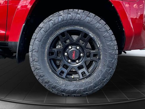 Used 2019 Toyota 4Runner TRD Off-Road Premium AWD/4WD image 34
