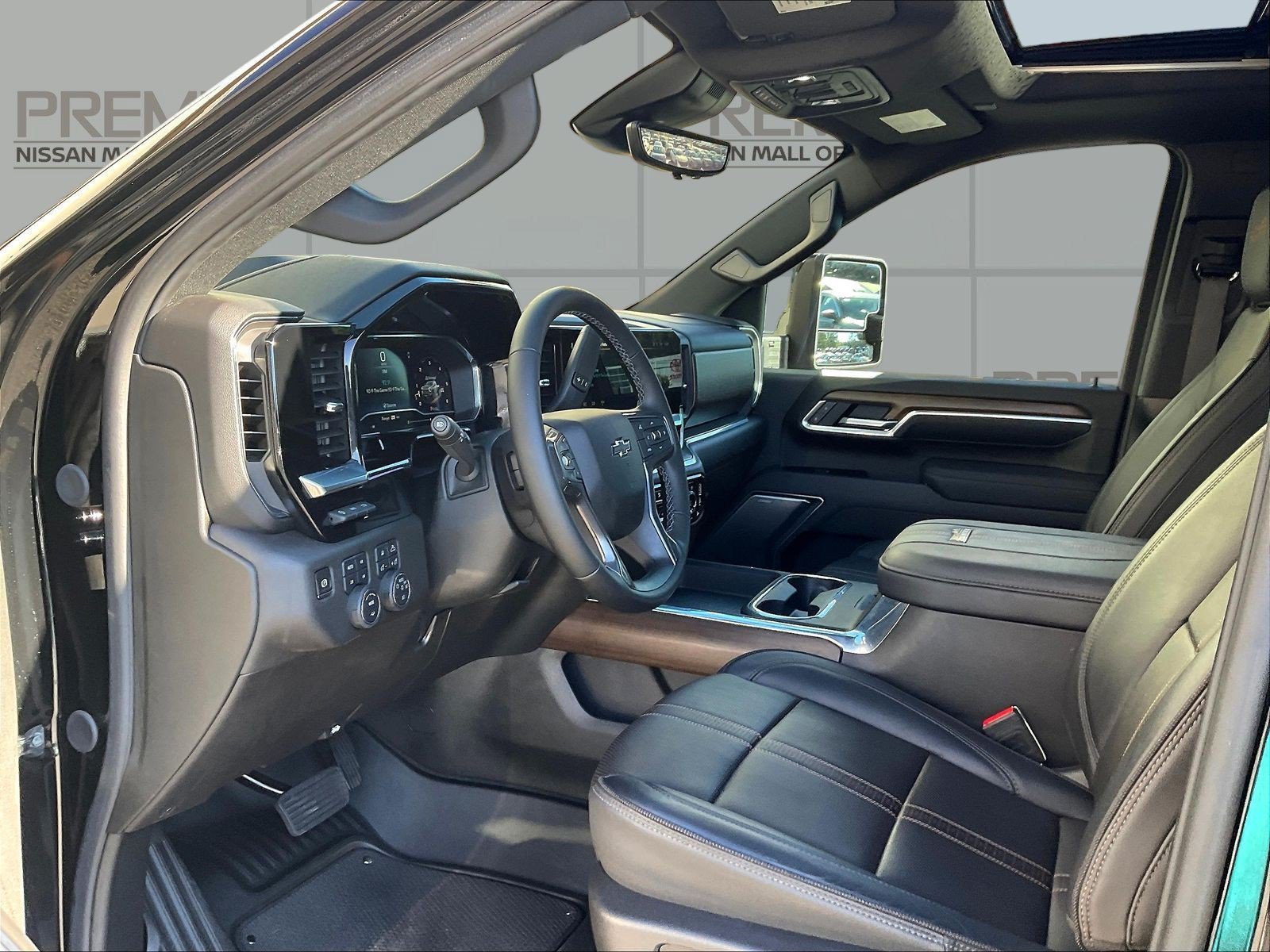 Used 2025 Chevrolet Silverado 2500 High Country w/ Midnight Edition AWD/4WD image 20