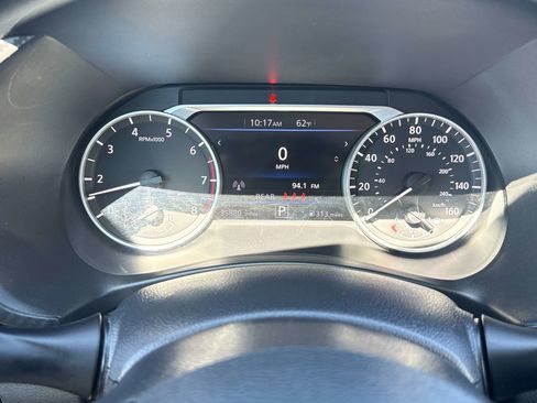 Used 2024 Nissan Sentra SV FWD image 23