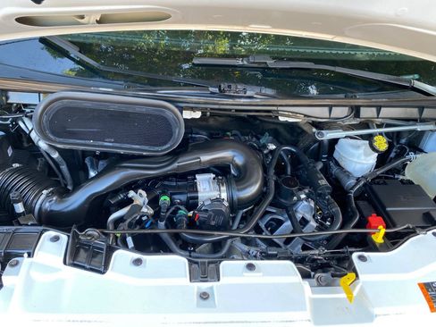 Used 2024 Ford Transit 350 XLT RWD image 10