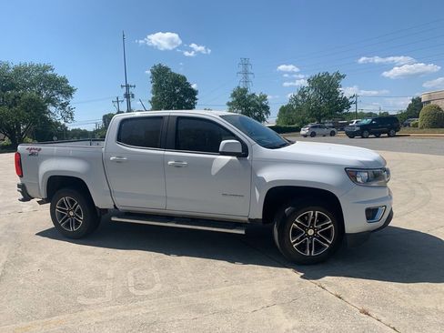 Used 2020 Chevrolet Colorado LT w/ Luxury Package AWD/4WD image 7