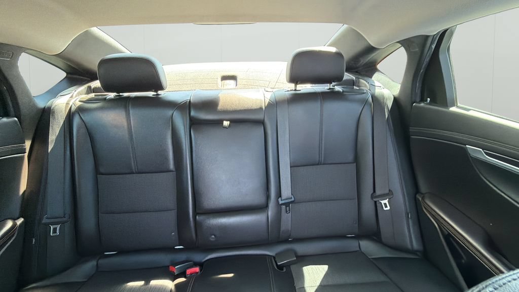 Used 2017 Chevrolet Impala LT FWD image 11