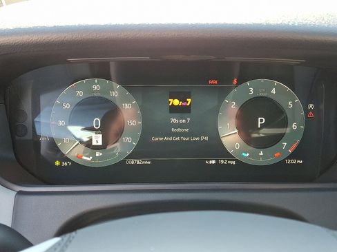 Used 2026 Land Rover Range Rover Velar S AWD/4WD image 23