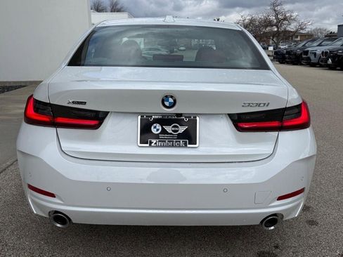 Used 2025 BMW 330i xDrive Sedan w/ Premium Package AWD/4WD image 4