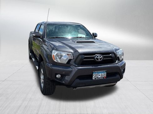 Used 2014 Toyota Tacoma 4x4 Double Cab w/ TRD Sport Package image 12