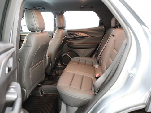 Certified 2023 Chevrolet TrailBlazer ACTIV w/ Convenience Package image 16