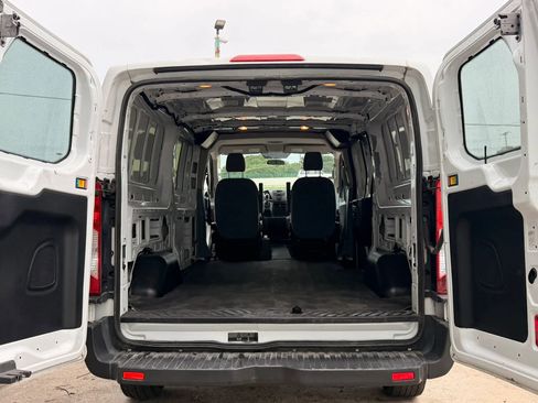 Used 2015 Ford Transit 250 148 Low Roof RWD image 13