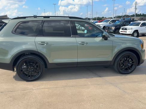 Used 2025 Kia Telluride SX Prestige X-Line AWD/4WD image 2