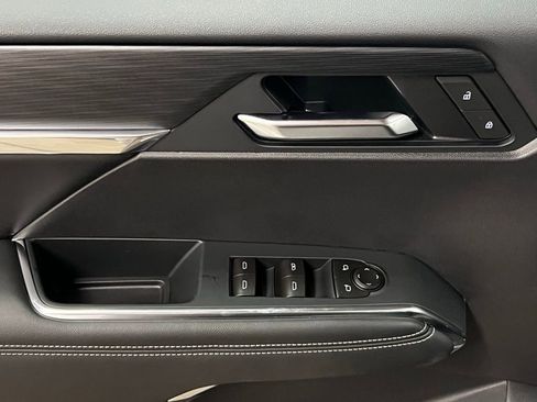 New 2026 GMC Acadia Elevation w/ Black Edition AWD/4WD image 15