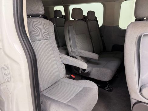 Used 2015 Ford Transit 350 XLT image 28