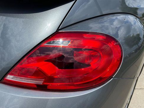 Used 2013 Volkswagen Beetle TDI FWD image 98