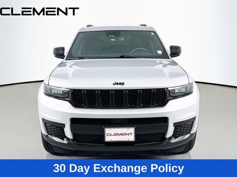 Used 2023 Jeep Grand Cherokee L Laredo AWD/4WD image 3