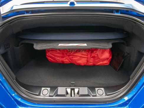 Used 2026 Ferrari Roma Spider RWD image 39
