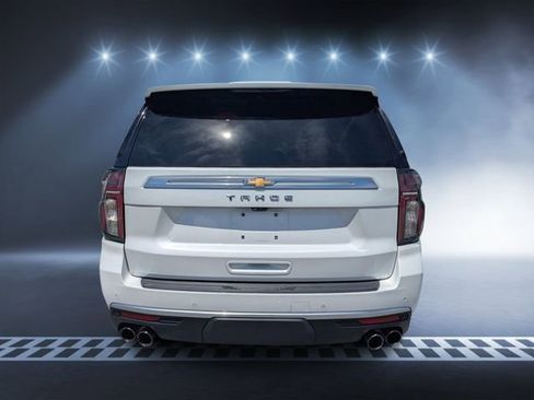 Used 2021 Chevrolet Tahoe High Country w/ Premium Package image 4