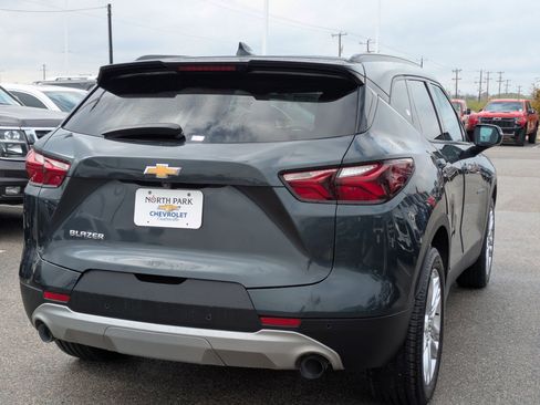 Used 2019 Chevrolet Blazer LT w/ Sun and Wheels Package image 3