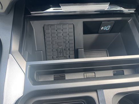 New 2025 Ford F250 Lariat w/ Lariat Ultimate Package image 23