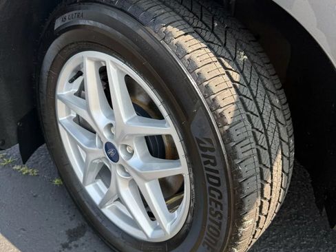 Used 2022 Ford Edge SEL AWD/4WD image 43