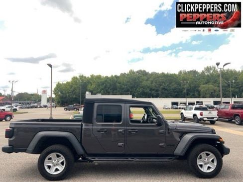 Used 2020 Jeep Gladiator Sport w/ Quick Order Package 24S image 7