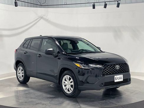 Used 2024 Toyota Corolla Cross L FWD image 35