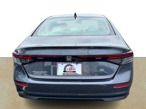 Used 2024 Honda Accord EX image 5