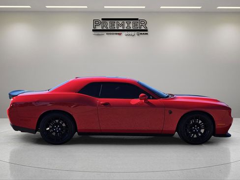 Used 2023 Dodge Challenger SRT Hellcat image 7