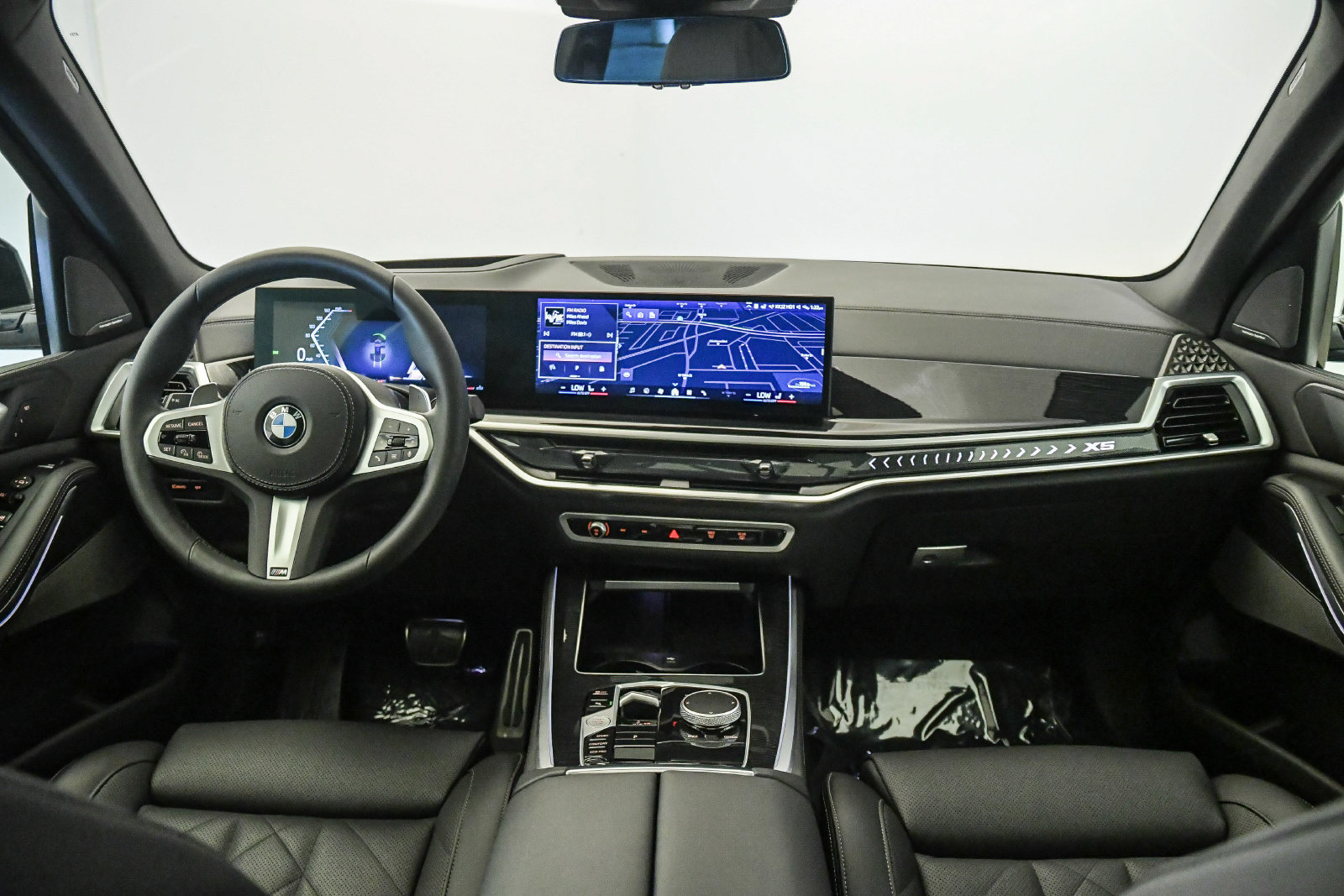 Certified 2025 BMW X5 sDrive40i w/ M Sport Package RWD image 14