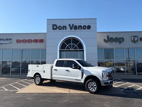 Used 2024 Ford F250 XLT image 1