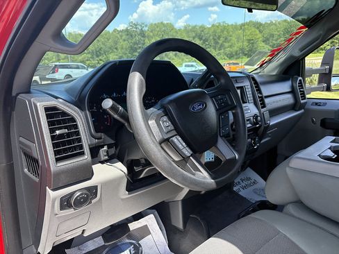 Used 2017 Ford F350 XL AWD/4WD image 16