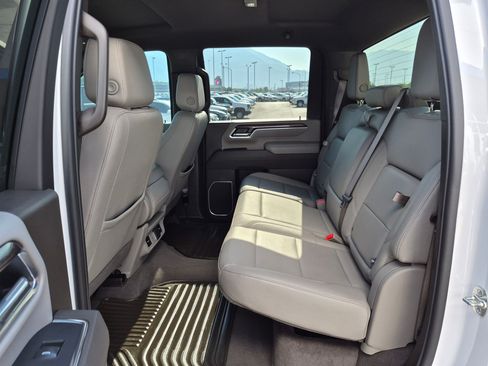 Used 2025 Chevrolet Silverado 3500 LTZ AWD/4WD image 27