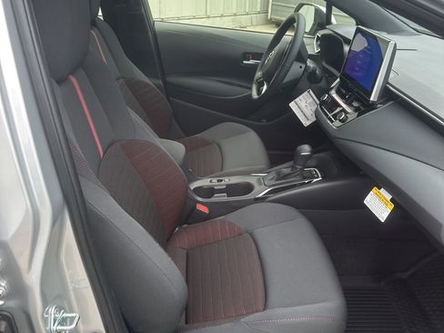 Used 2026 Toyota Corolla SE w/ SE Premium Package FWD image 20