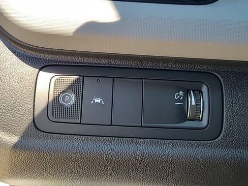 New 2027 Chevrolet Bolt LT FWD image 23