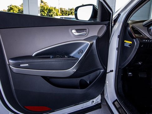 Used 2018 Hyundai Santa Fe Sport image 22