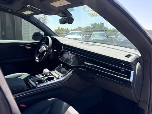 Used 2025 Audi Q8 Premium Plus AWD/4WD image 15
