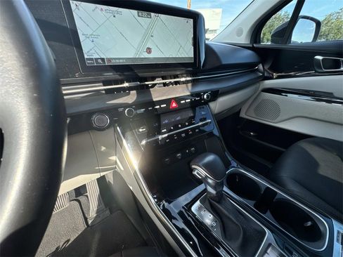 Certified 2022 Kia Carnival SX image 48