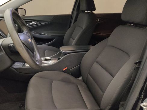 Used 2020 Chevrolet Malibu LT FWD image 17